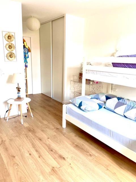 Loft Standing 100 M2 A 200 Metres De La Plage Apartment Lacanau Exterior photo